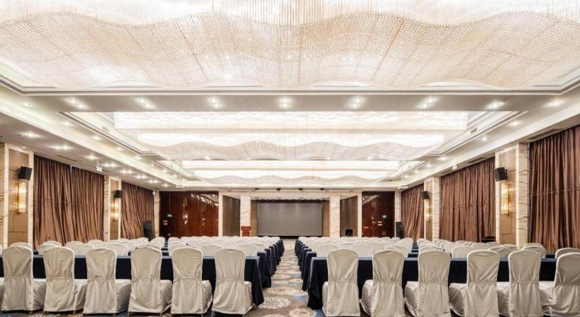 Chengdu Rising Butterfly Hotel Extérieur photo