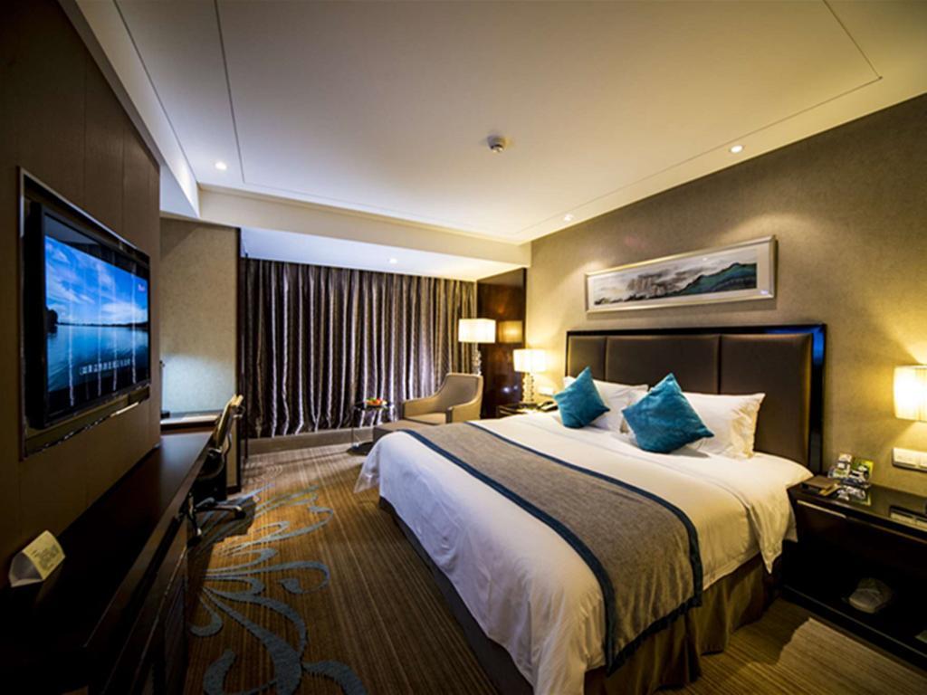Chengdu Rising Butterfly Hotel Extérieur photo